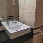 Prywatny 2-pokojowy Z Aneksem Kuchennym W Diva Apartmán