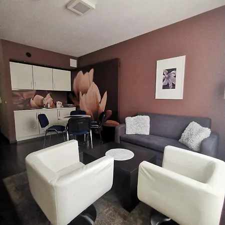 Prywatny 2-pokojowy Z Aneksem Kuchennym W Diva Appartement Kołobrzeg