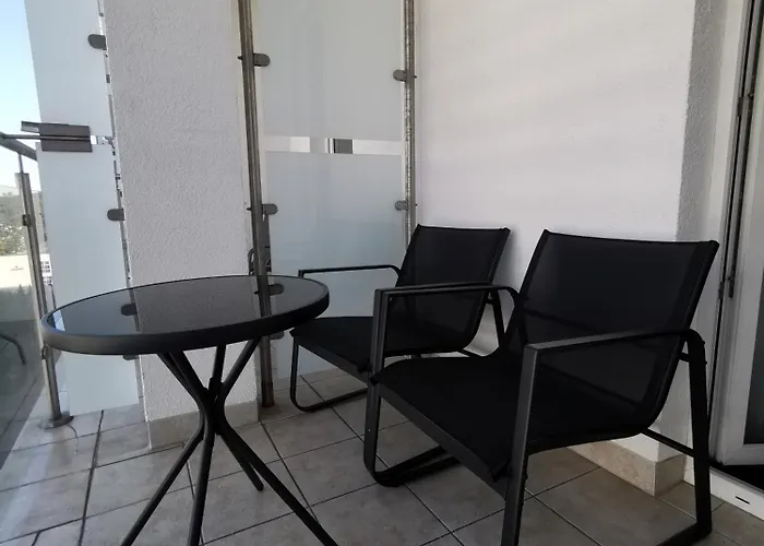 Prywatny 2-pokojowy Z Aneksem Kuchennym W Diva