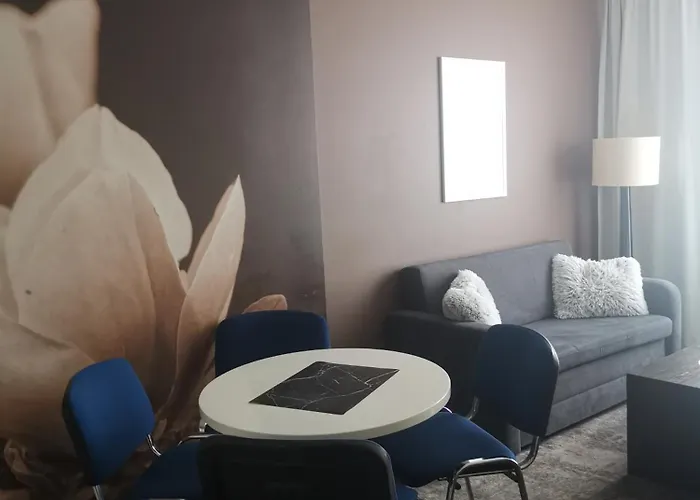 Prywatny 2-pokojowy Z Aneksem Kuchennym W Diva *